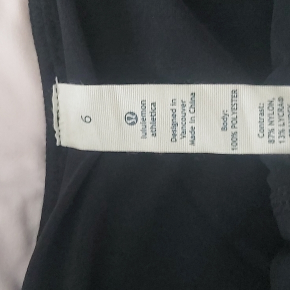 Black lululemon Skort - Picture 4 of 4